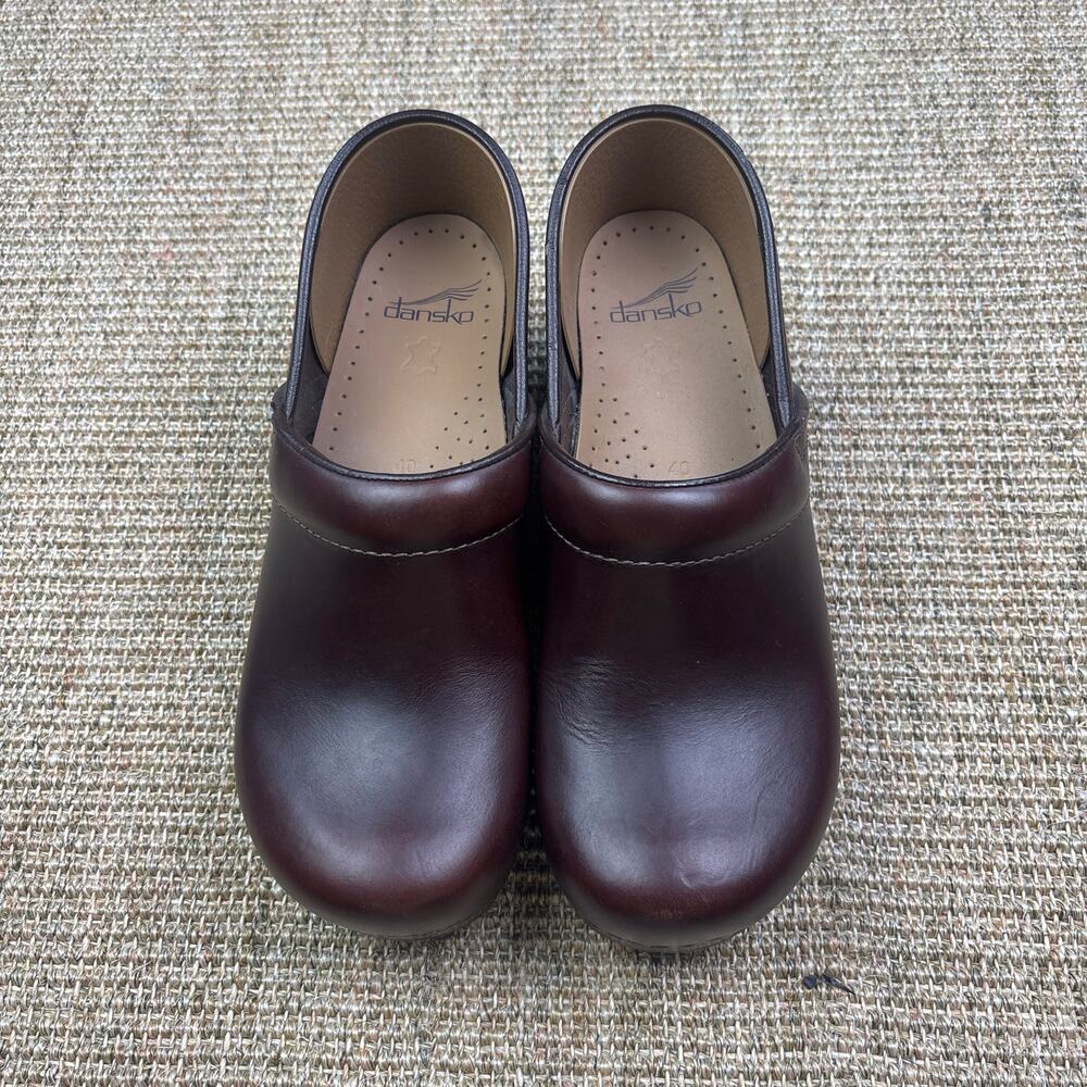 👟 Dansko Professional Clogs | Size 40 (US 9.5-10) | Burgundy/Oxblood | Leather